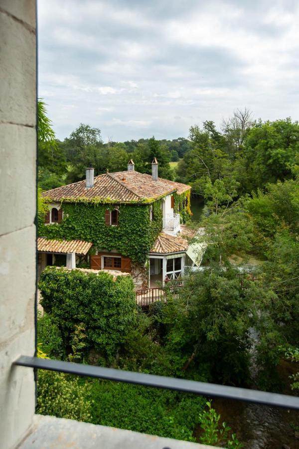 Au Bouchon Hotel Saint-Aigulin Exterior foto